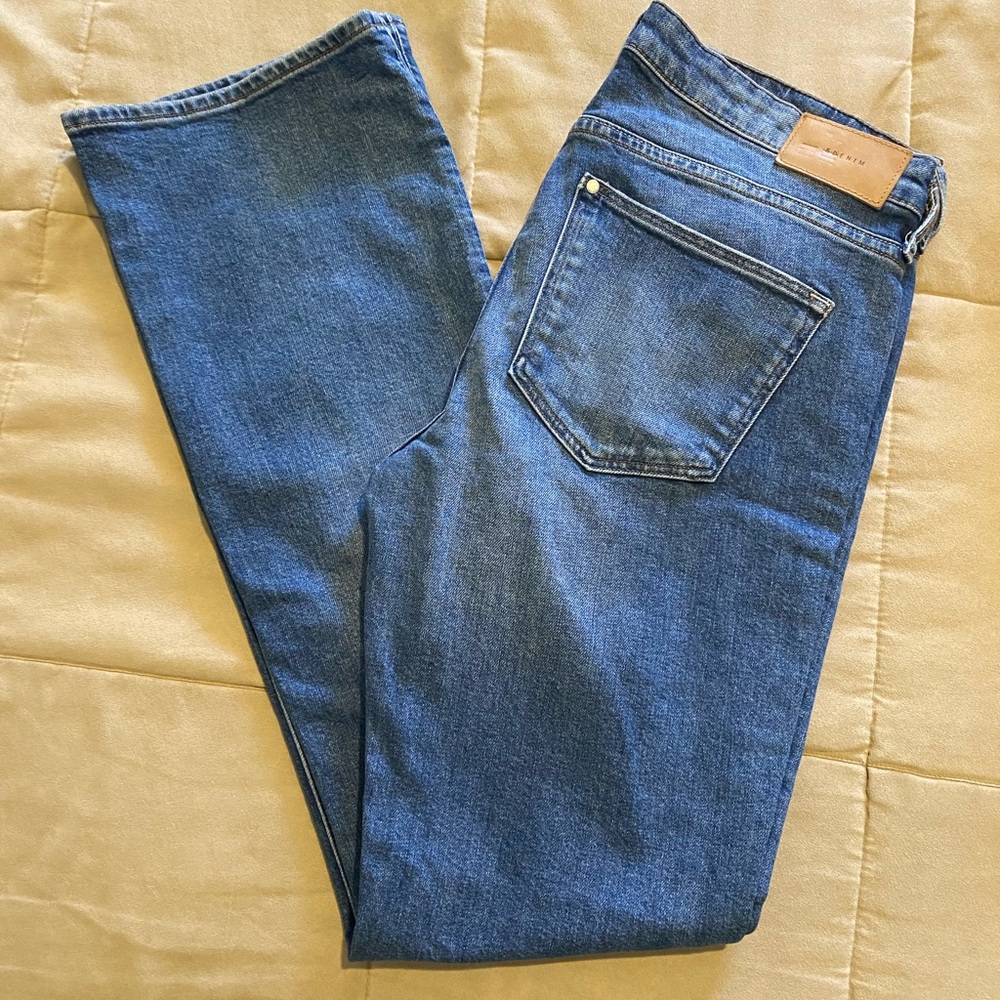 Ladies bootcut leg jeans, size 31/34